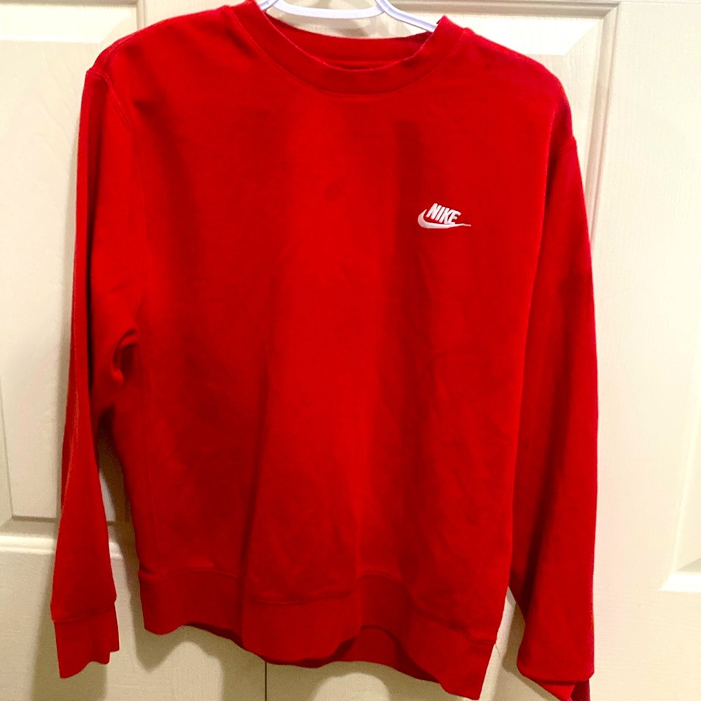 A medium Nike sweatshirt